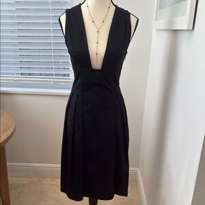 Black Sheath Dress with Plunge Neckline for Cocktail